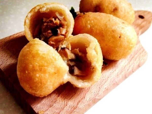 Cách làm bánh cam nhân mặn