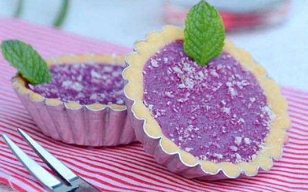 Bánh tart khoai lang tím gây cuốn hút bởi sắc tím mộng mơ rất lãng mạn