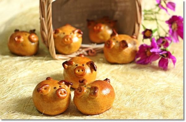 banh-trung-thu-con-heo