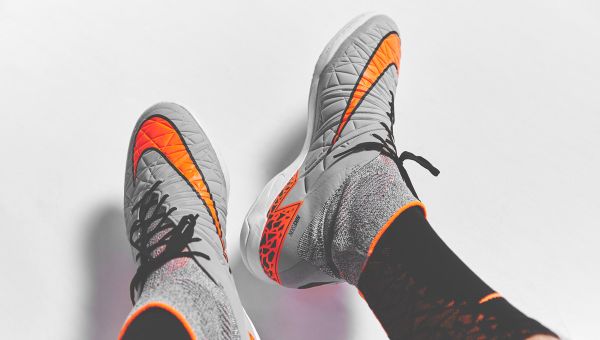 giay nike hypervenom phantom tf