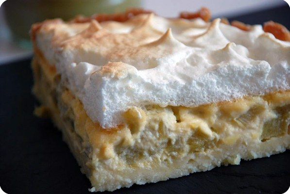 Gâteau meringué à la rhubarbe, recette de Cécile