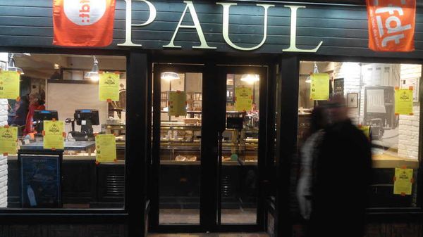 19 boulangeries Paul bloquées par une grève en Île-de-France