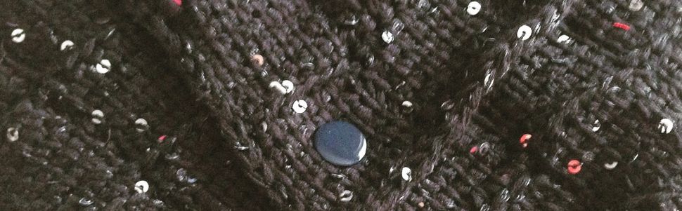Une petite pochette en coton et crochet tunisien
