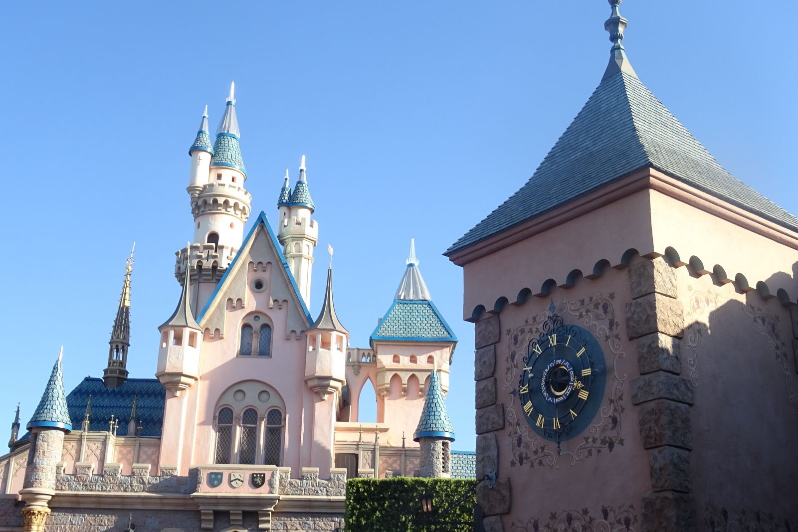 Disneyland Paris - La robe de Princesse Raiponce a été conçue