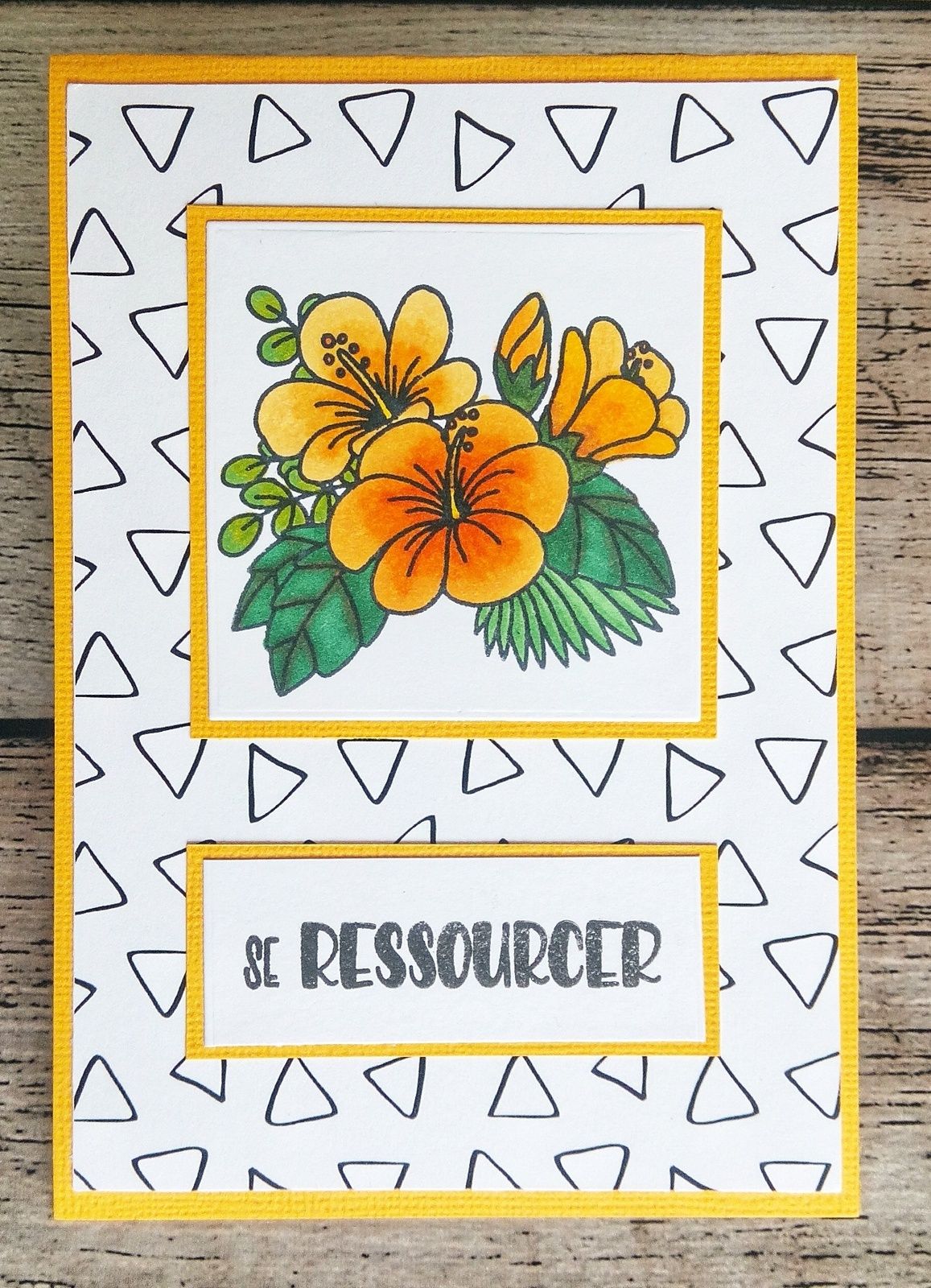 carte au petit message positif avec un motif floral colorisé aux feutres à alcool #scrapplaisir