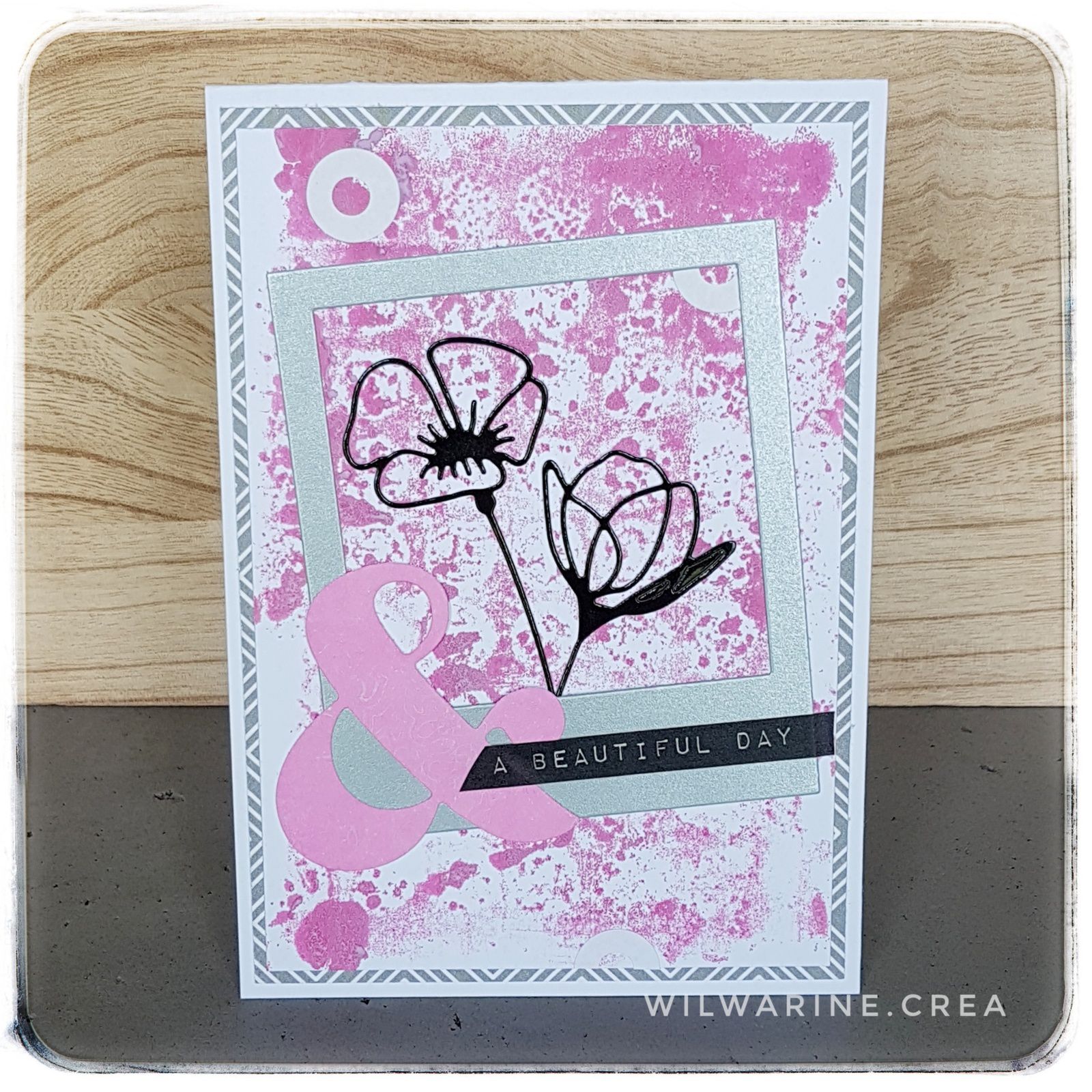 carte maniak ; rose ; gris ; noir ; argenté ; fleur ; esperluette ; simply graphic ; scrapplaisir ; créaplaisir ; studio light ; distress oxide ; carte ; carterie