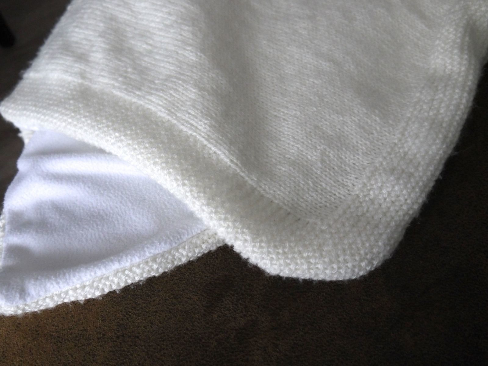 Tricoter Une Couverture Pour Bebe Baby Blanket Diy Adeline Alias Ada Les Ateliers Faits Main D Adeline Le Blog