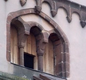 Un jeune prêtre assassiné dans son église de Barr