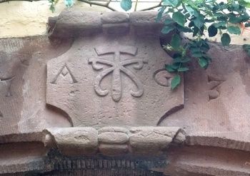 Les emblèmes des corporations d’artisans à Obernai