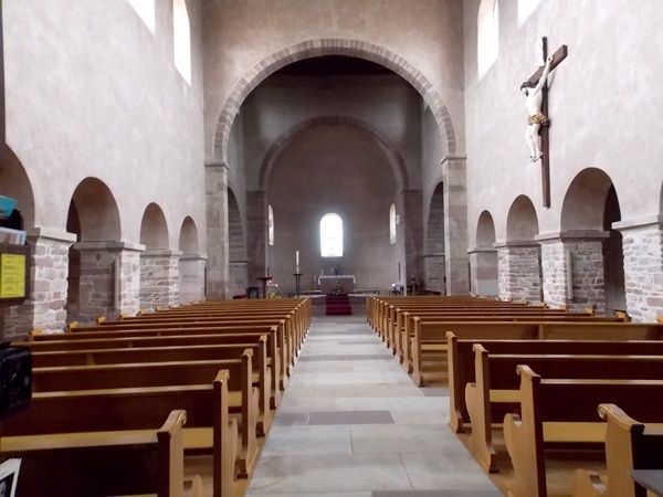 L’évêque Remigius fonde l’abbaye d’Eschau