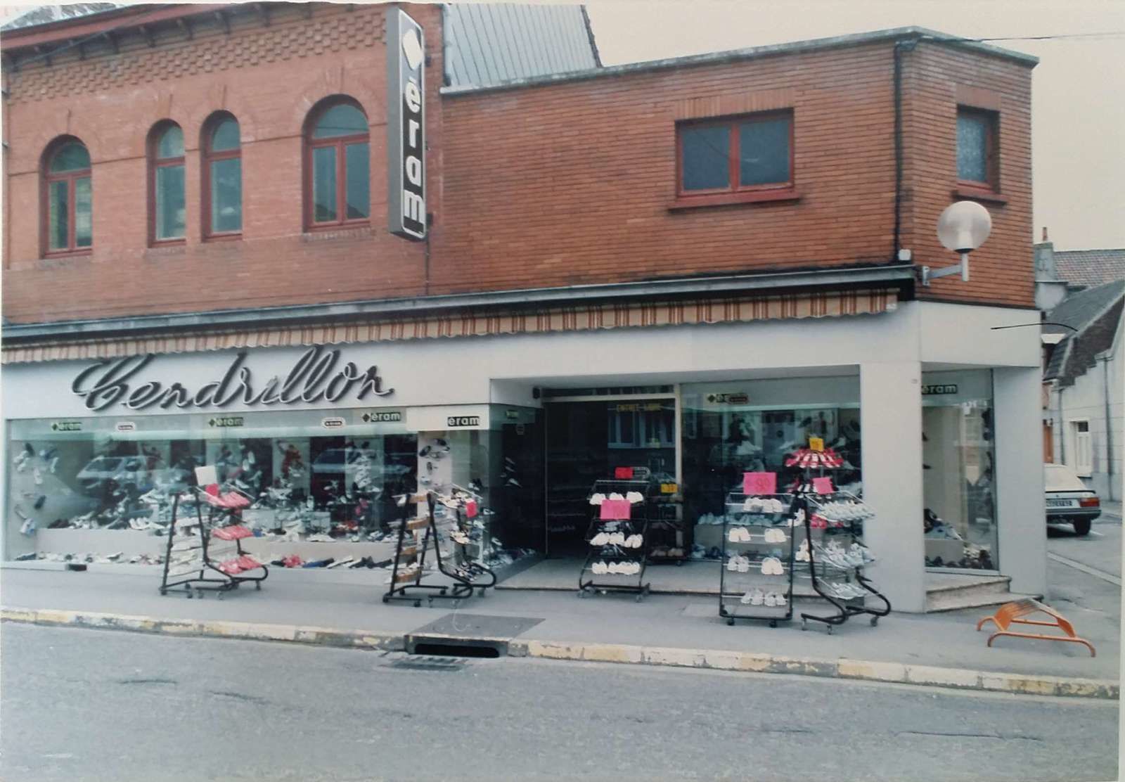 Le magasin tel que nous l'avons connu jusqu'à sa fermeture au début des années 90.