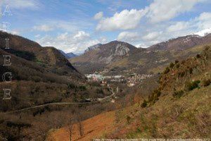 Vallée de l'Ariège vue de Caychesis (790m)