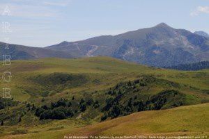 Pic de Sérembarre - Pic de Tarbésou du roc de Quercourt (1820m)