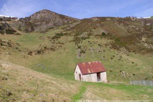 Cabane du Trapech du Milieu (1540m)