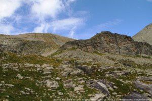 Descente à la cabane Coms de Jan (2220m)