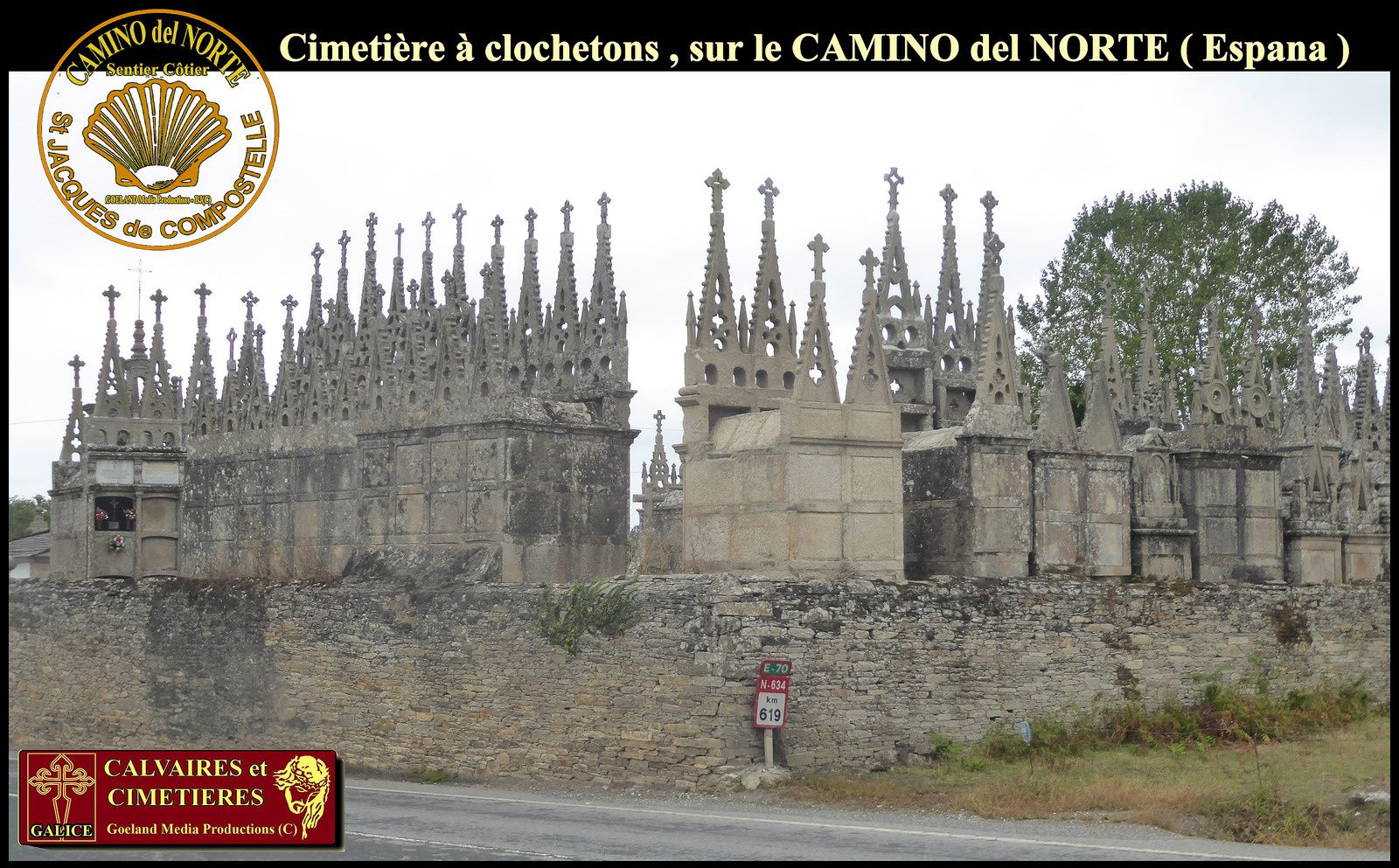 cimetière à clochetons en galice - espagne