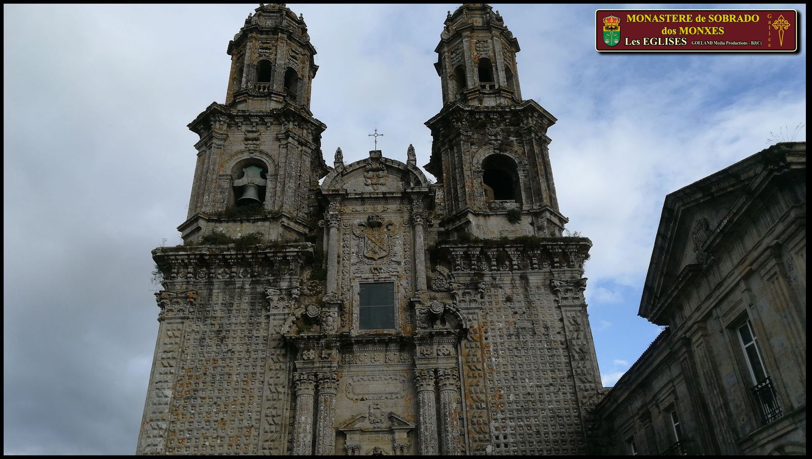 Clochers et Portail de Sta Maria de Sobrado