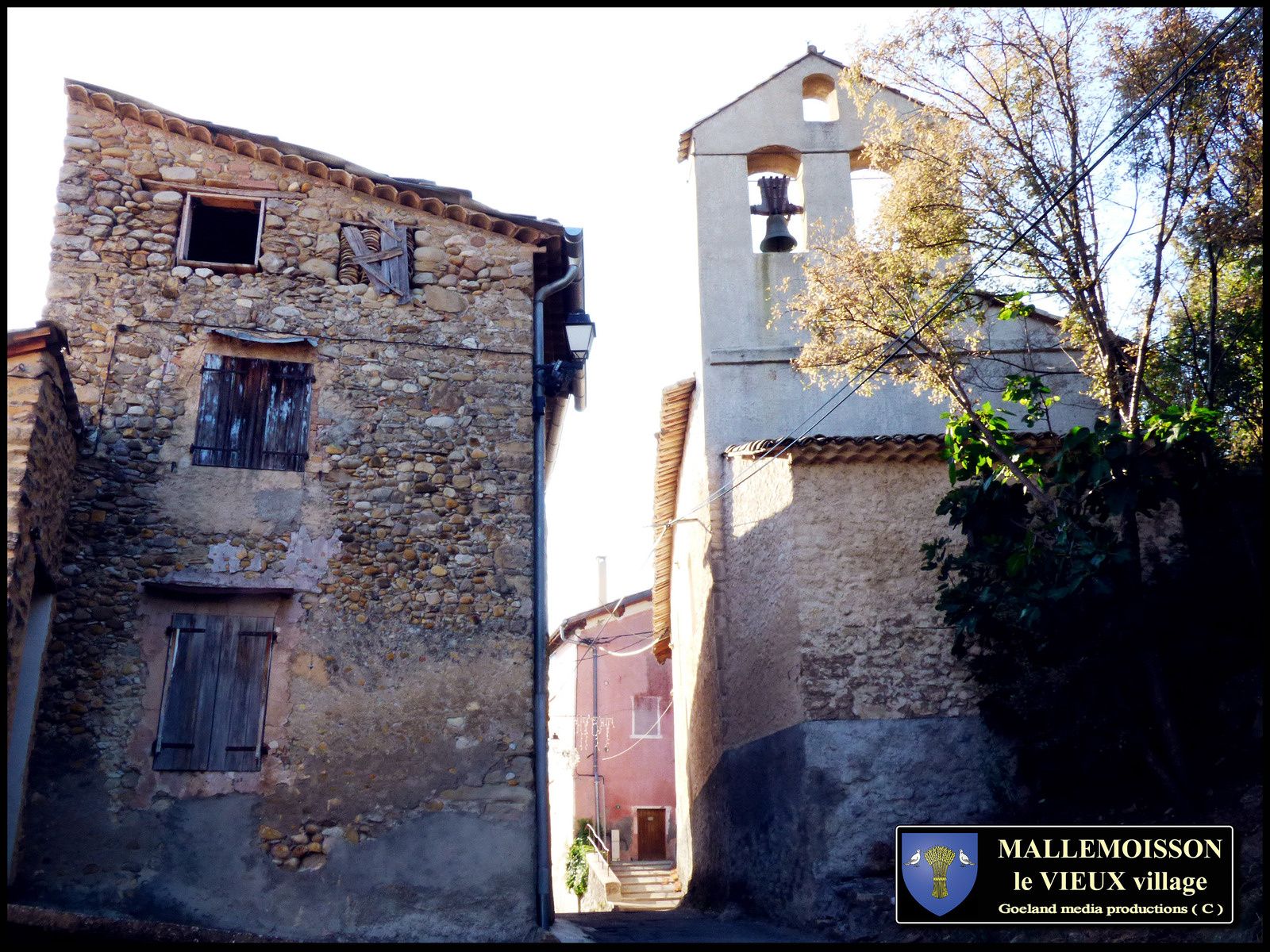 L'église Notre Dame de Mallemoisson-les-grillons ( Alpes de Haute Provence )