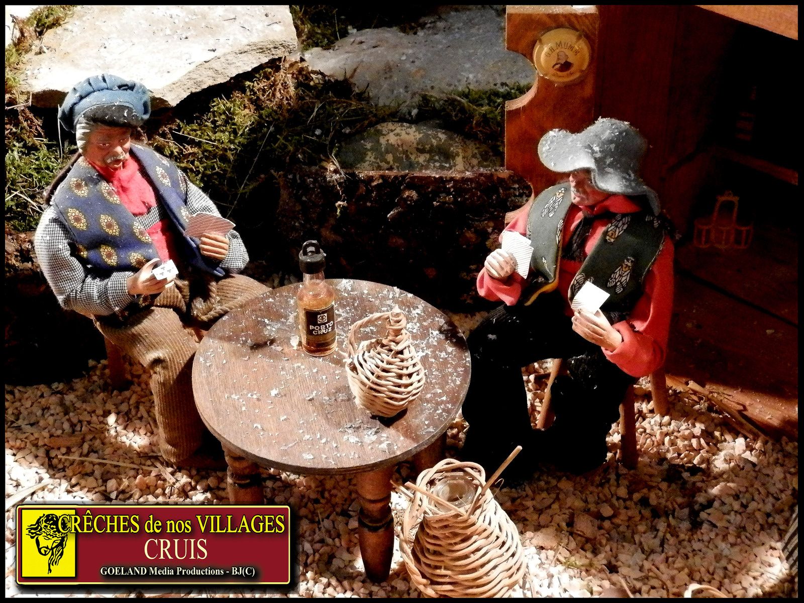 CRUIS - Crèche Provençale - partie de cartes - santons