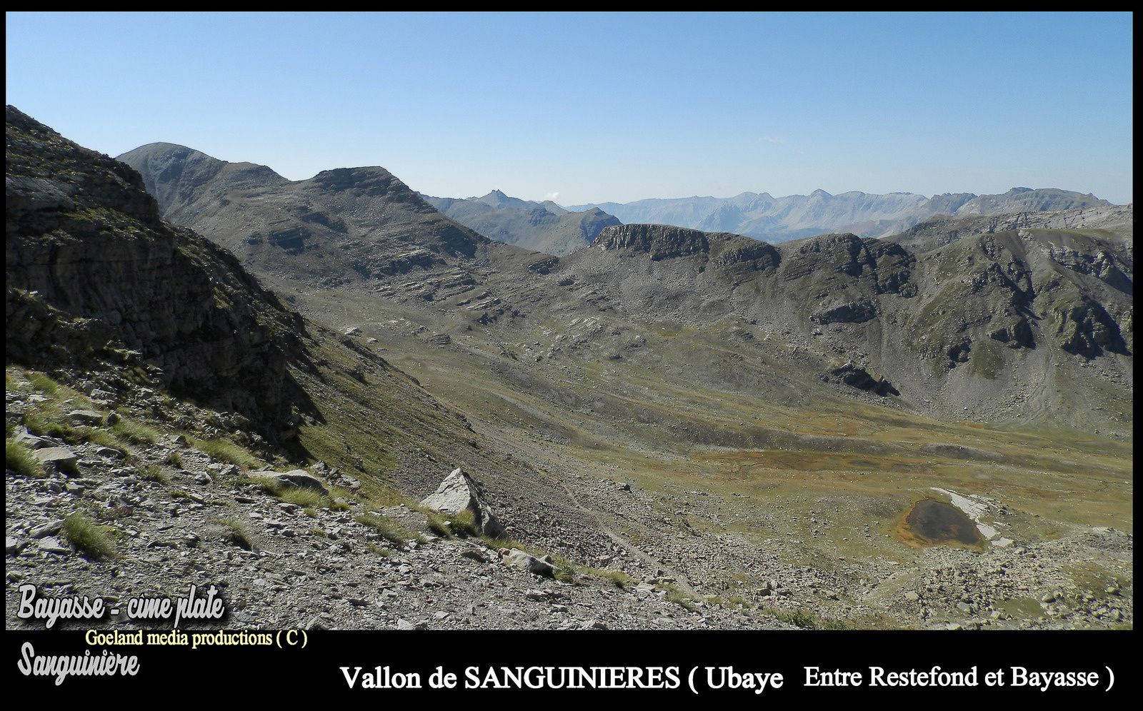 Vallon de SANGUINIERES vu du col de Roche Plate - BAYASSE ( Ubaye ) Alpes de Haute Provence