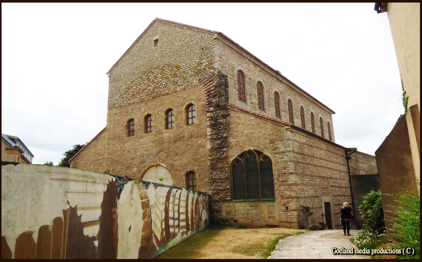 SAINT PIERRE AUX NONNAINS à METZ