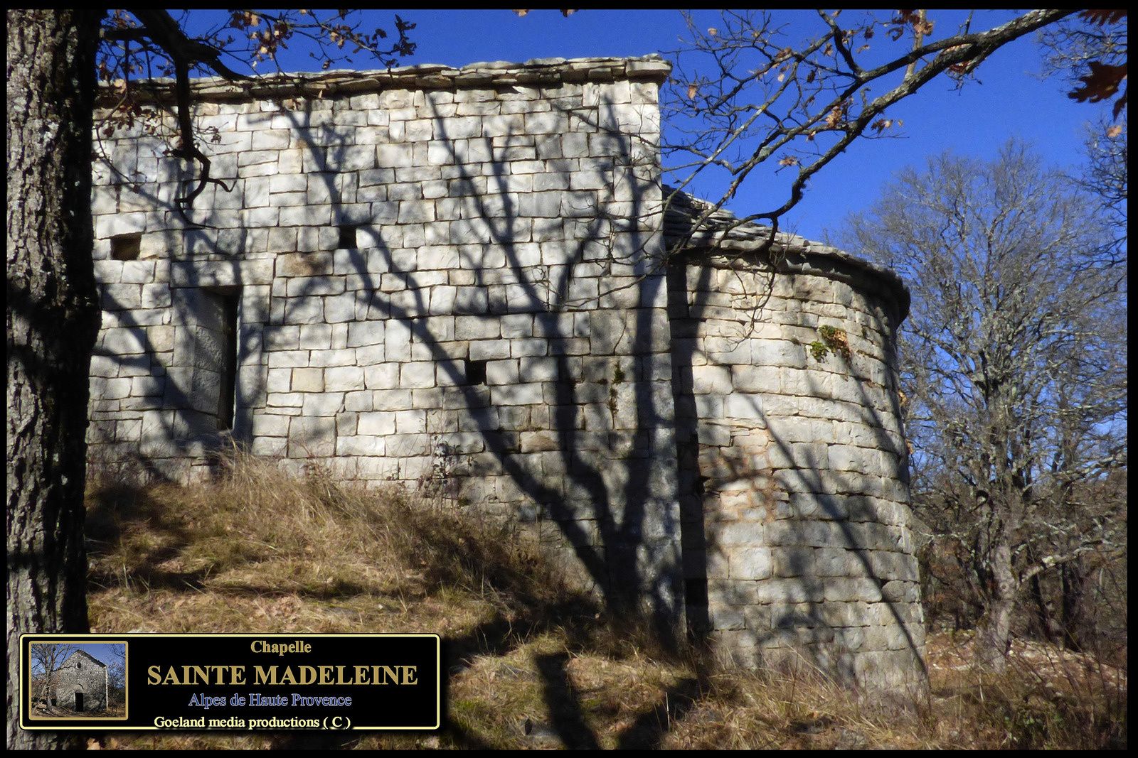 Chapelle SAINTE MADELEINE - en bordure de la D 951 - Alpes de Haute Provence 