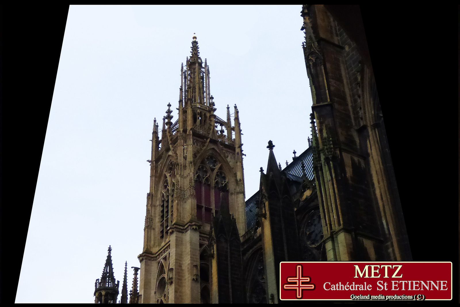 SAINT ETIENNE Cathédrale Gothique de METZ - La hauteur et la Lumière