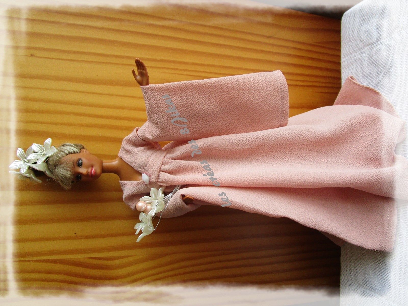 un petit air chinois pour cette robe de poupée