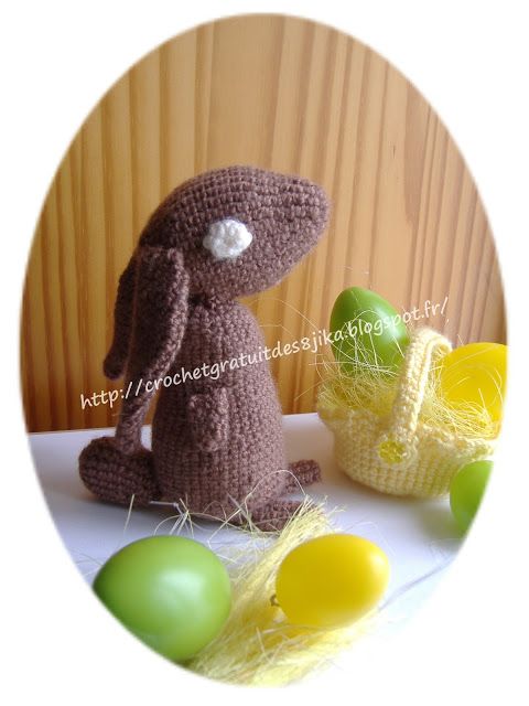 lapin de pâques au crochet