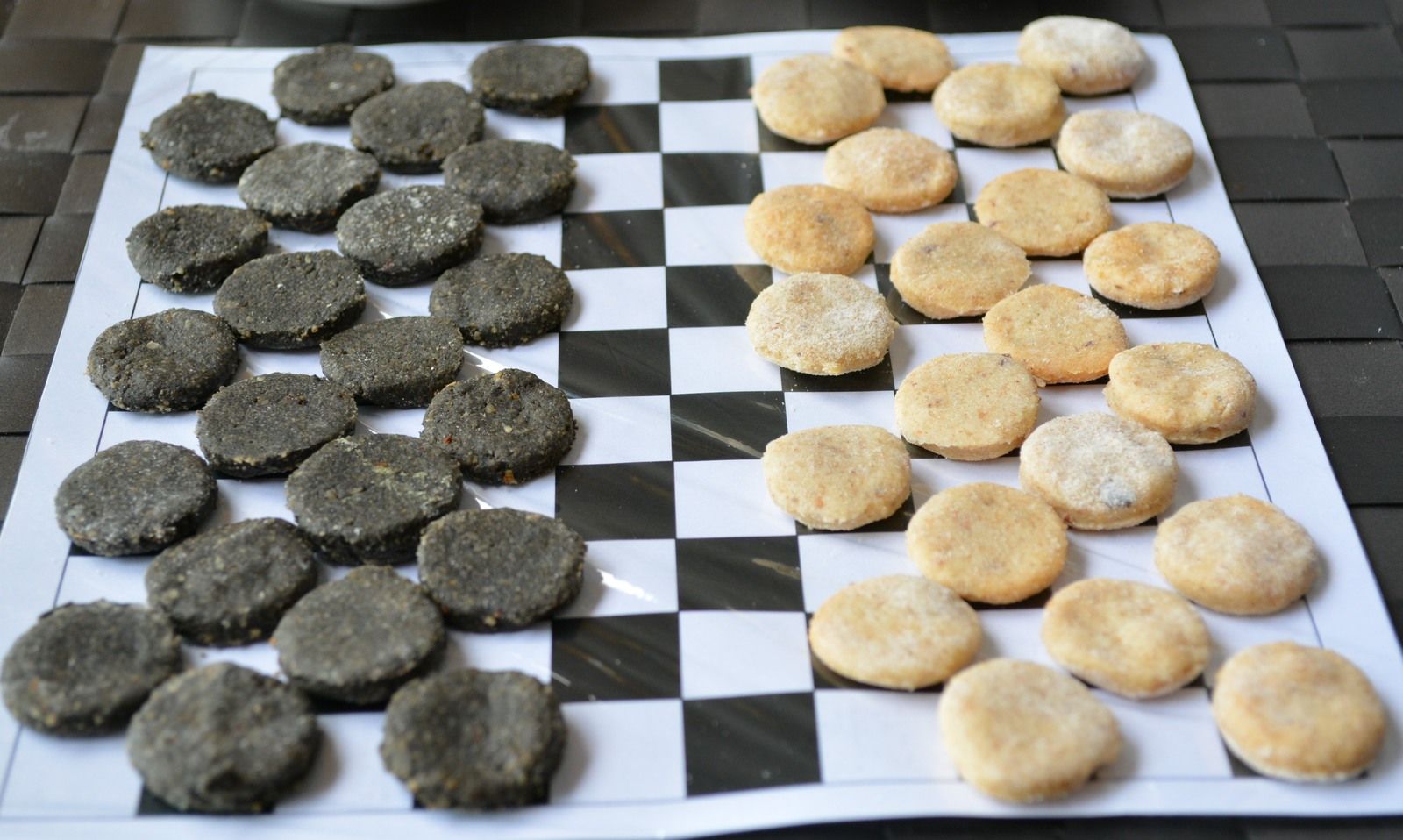 Biscuits apéritifs pour un "apéro- jeu de dames" - Panamsaine