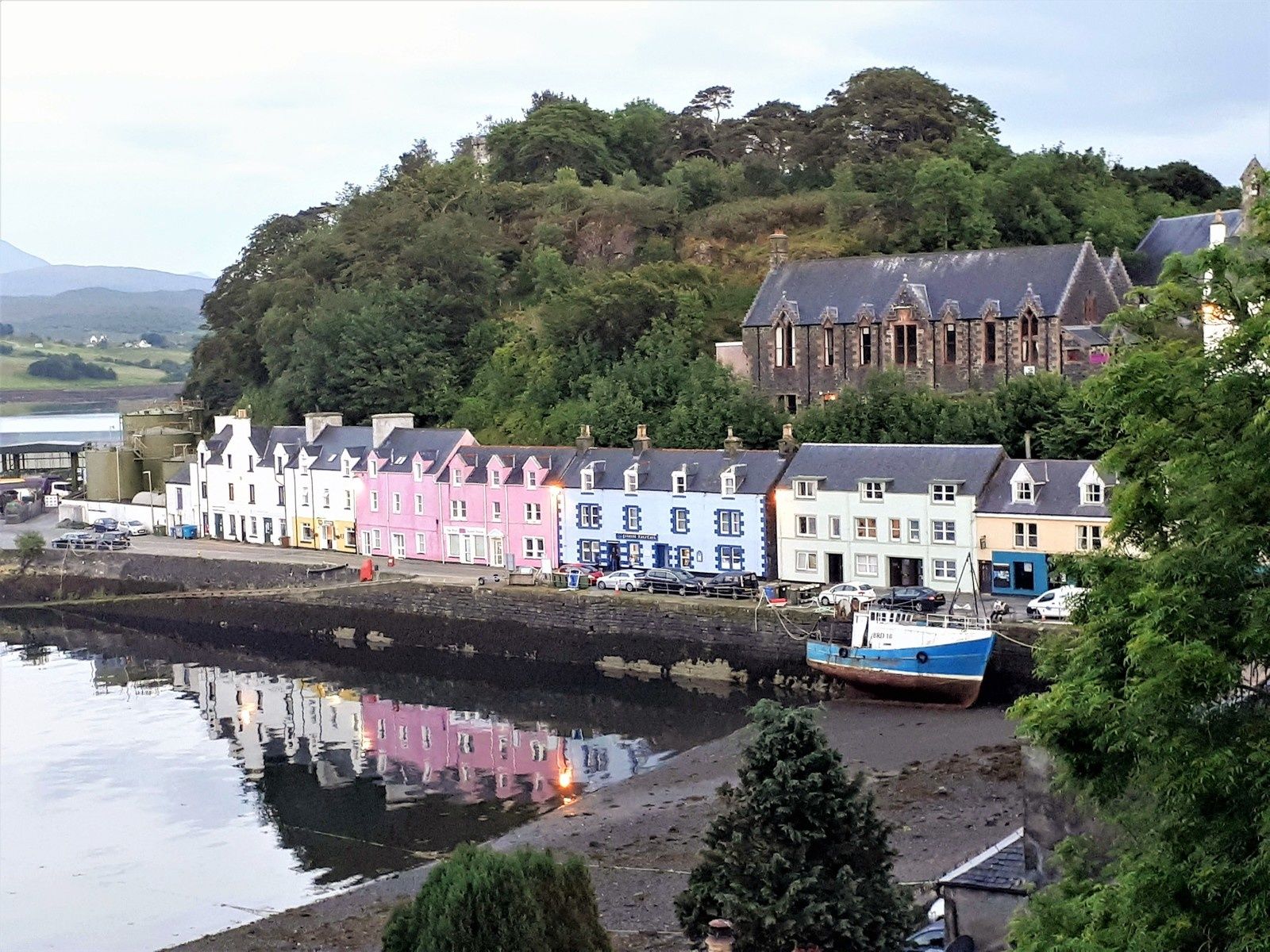 PORT PORTREE ECOSSE VILLAGE ROYAUME UNI