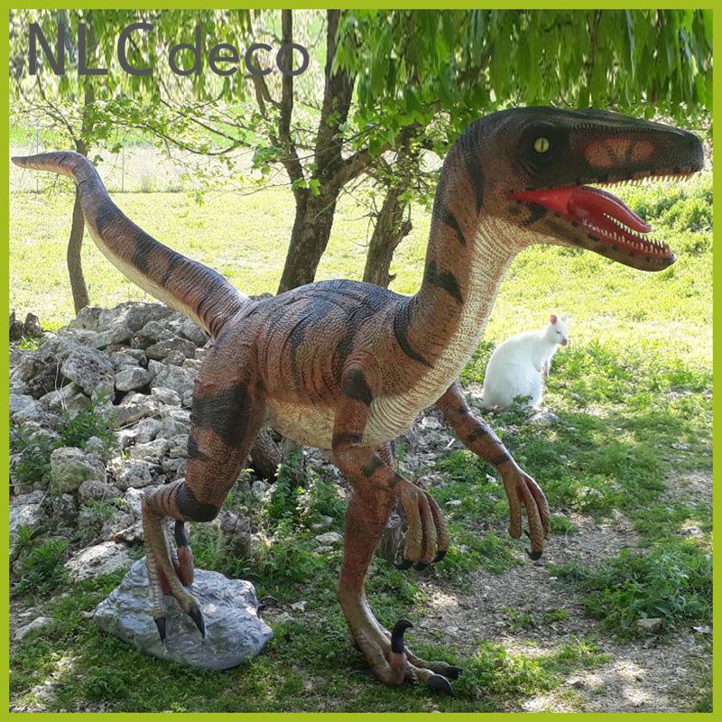 Nouveaux dinosaures au parc St Clar !
