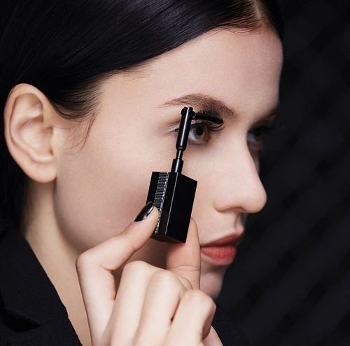 La brosse pliable du mascara Noir Interdit de Givenchy - Le blog de  Mamzelle KitKat