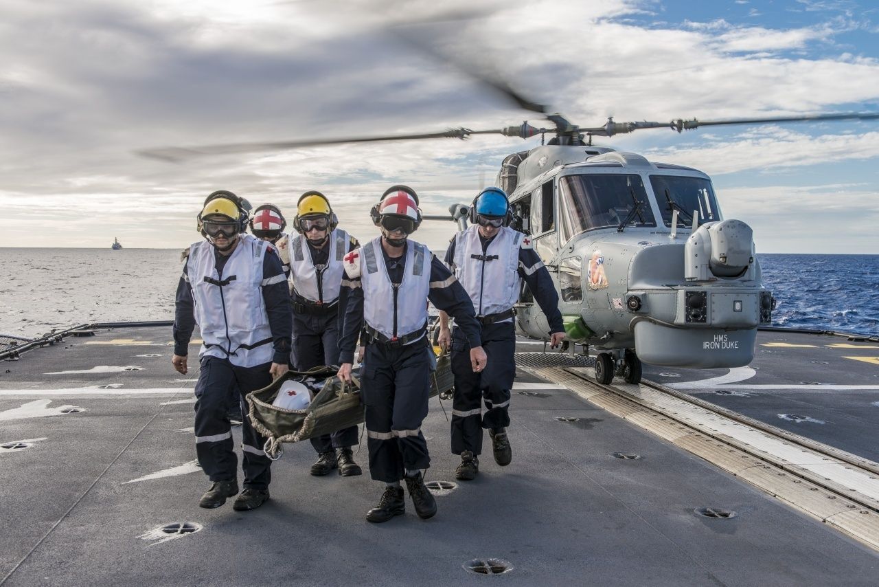 FAA : entraînement opérationnel franco-britannique au large de Fort-de-France