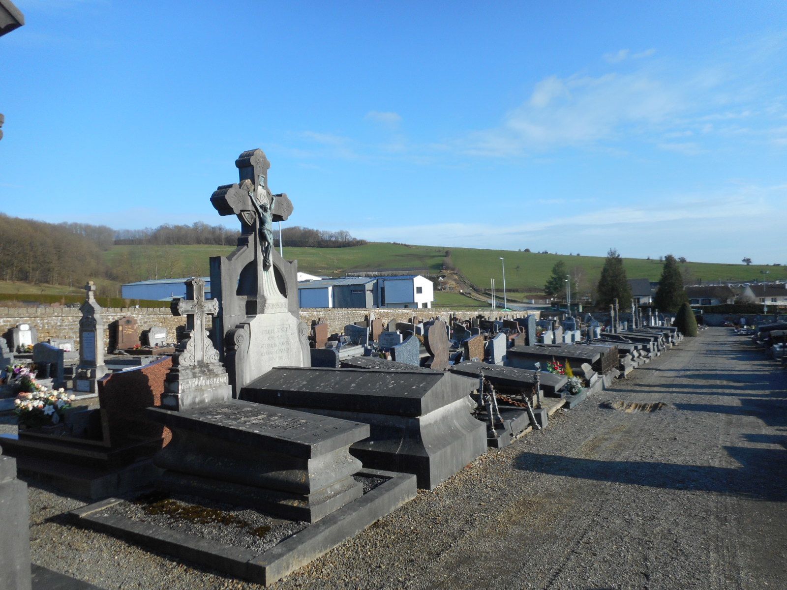 cimetière de Carignan Ardennes et tombe de mon père 