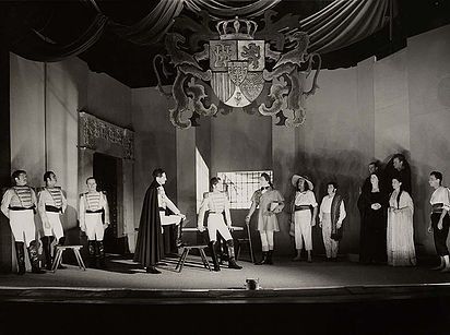 Montserrat, pièce de théâtre d'Emmanuel Roblès, 1948. - Le blog de