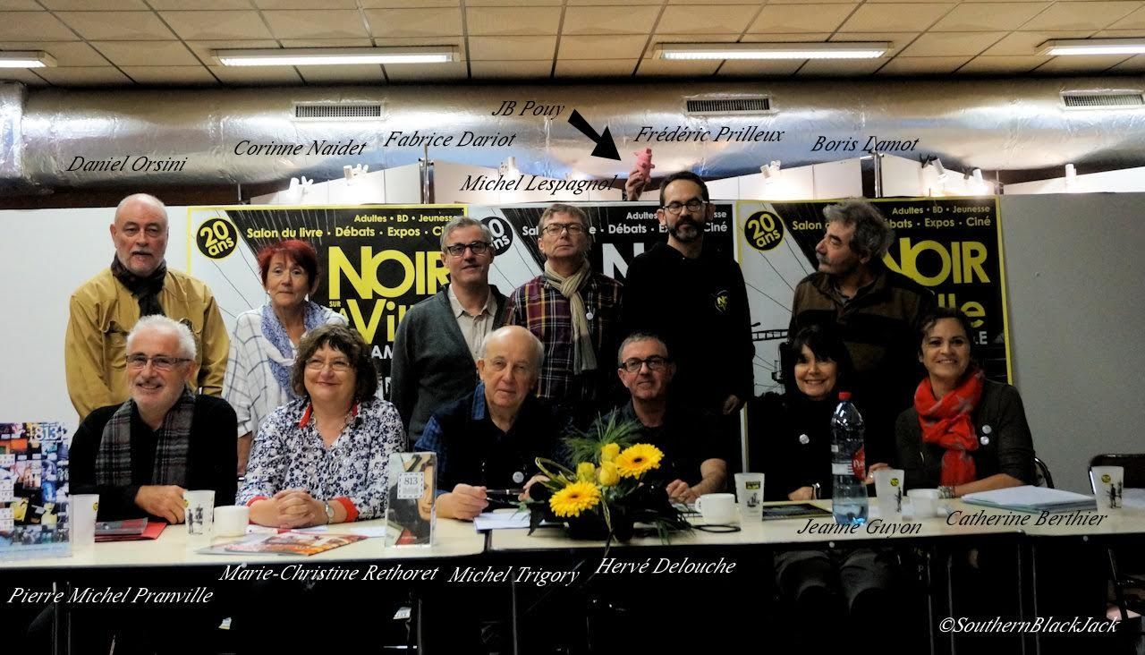 Le nouveau CA pose pour la photo de groupe - merci à Black Jack qui a indiqué les noms. Cliquez sur l'image pour l'agrandir..