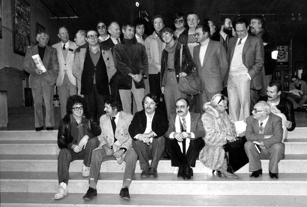 1980, Reims, création de 813 lors du premier festival polar français. Ici les invités.