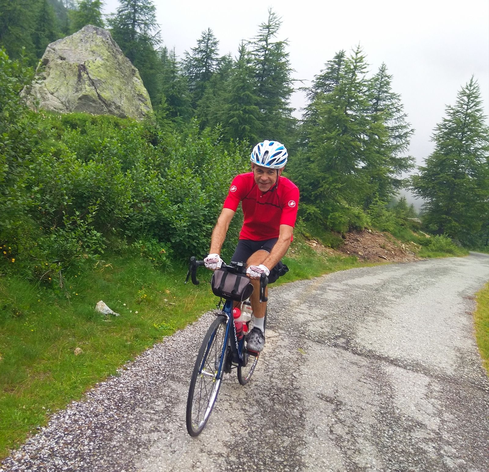 Jean-Philippe dans l'ascension du col de Fauniera