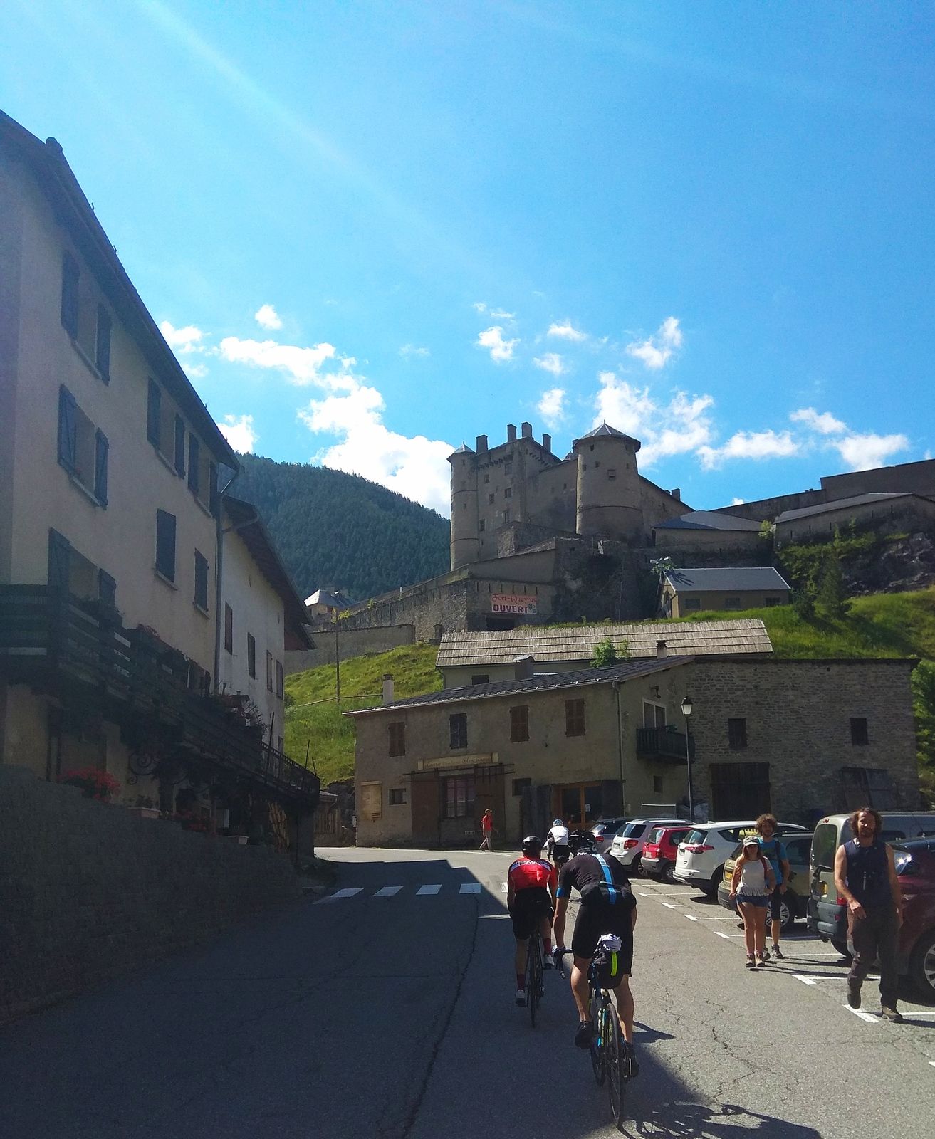 Traversée de Château-Queyras