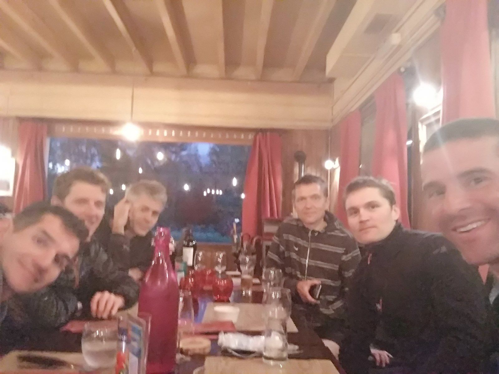 Un bon resto au camping Tampico pour fêter la réussite de ce brevet des 7 Majeurs 2020