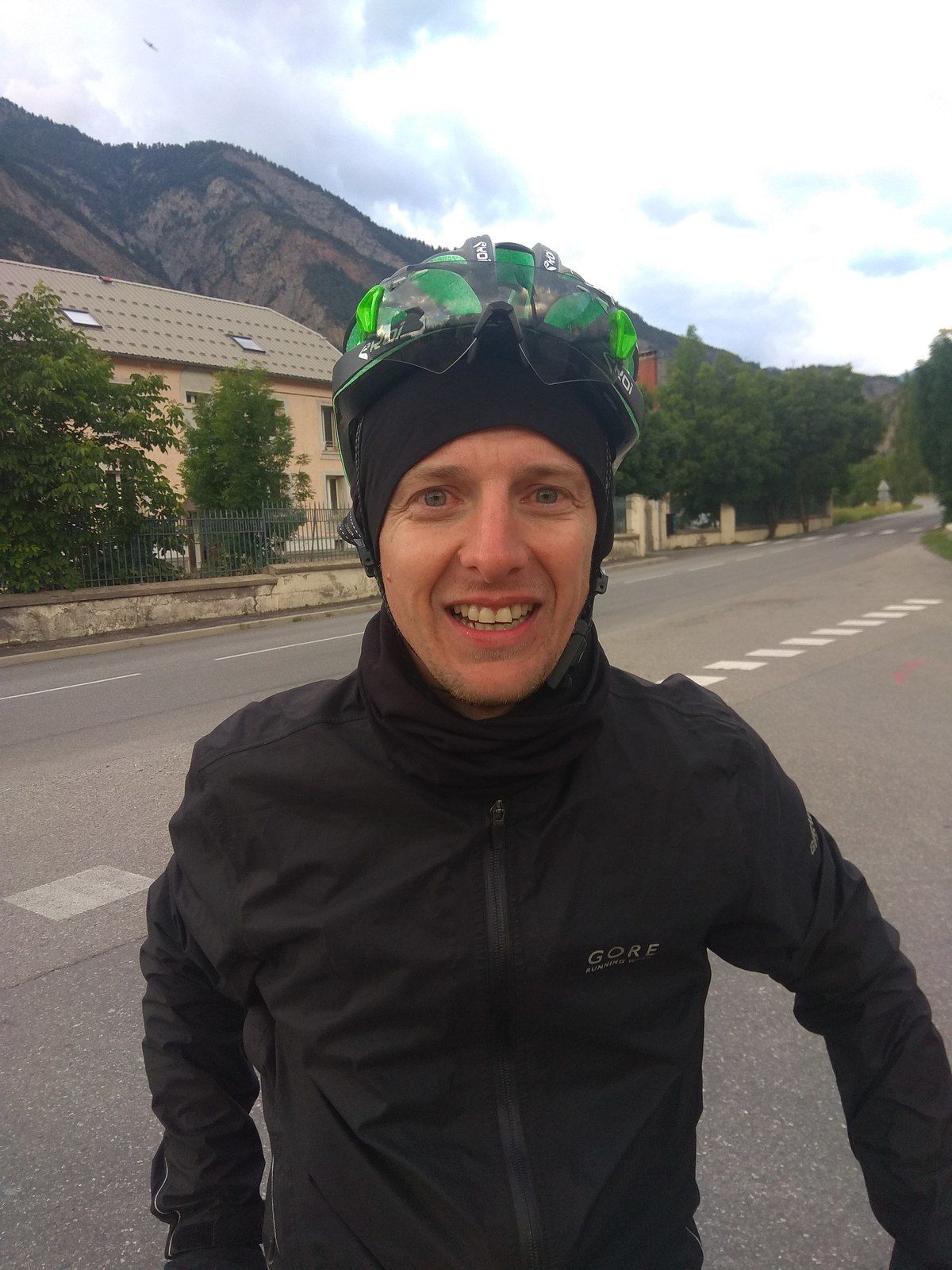 Stéphane, bien congelé à l'arrivée à Jausiers, mais avec le sourire du devoir accompli