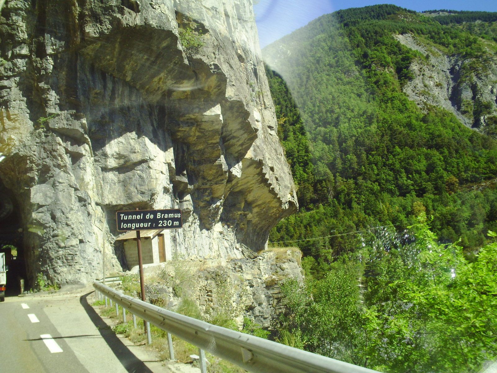 Goldwing - Notre voyage dans les Hautes-Alpes en Goldwing 1800 et Varadero 125 - 4ème jour 1/2