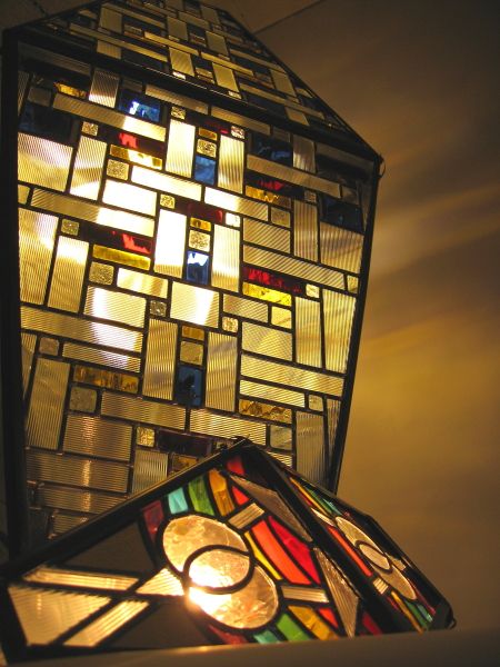 hoblingre_vitrail_luminaire-artefact_rainbow-flag_vitrail-de-l'ours_atelier