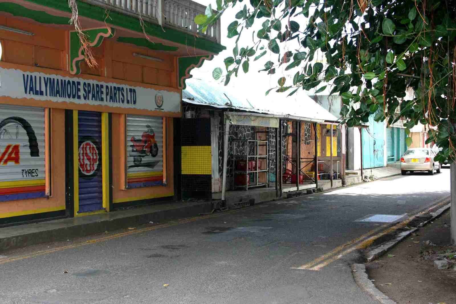 Automatic slideshow... (12 views)