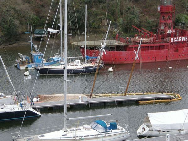 090 - La goélette ELISE a coulé !... Port-Rhu, Douarnenez, architecte naval William Fife 3,
