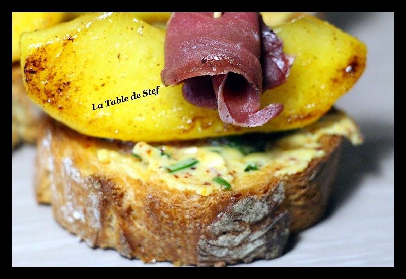 Bouchées aux Pommes & Magret fumé - La Table de Stef Bouchées aux Pommes & Magret fumé - La Table de Stef