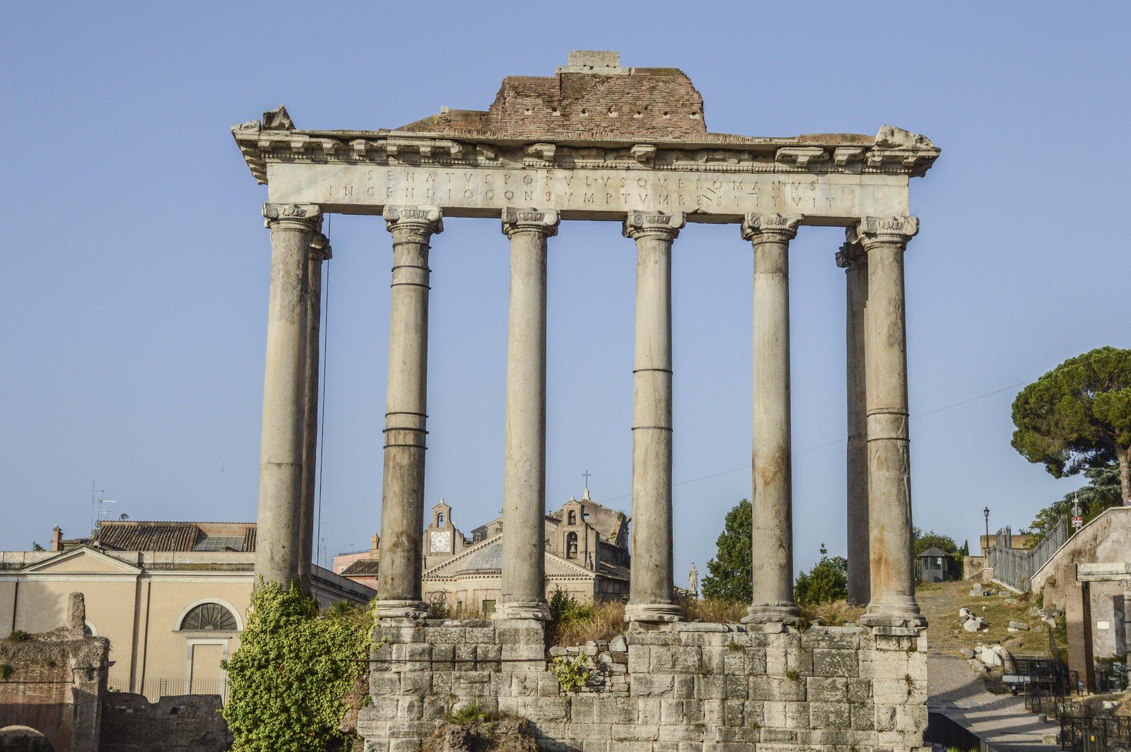 Petit tour matinal au dessus du Forum
