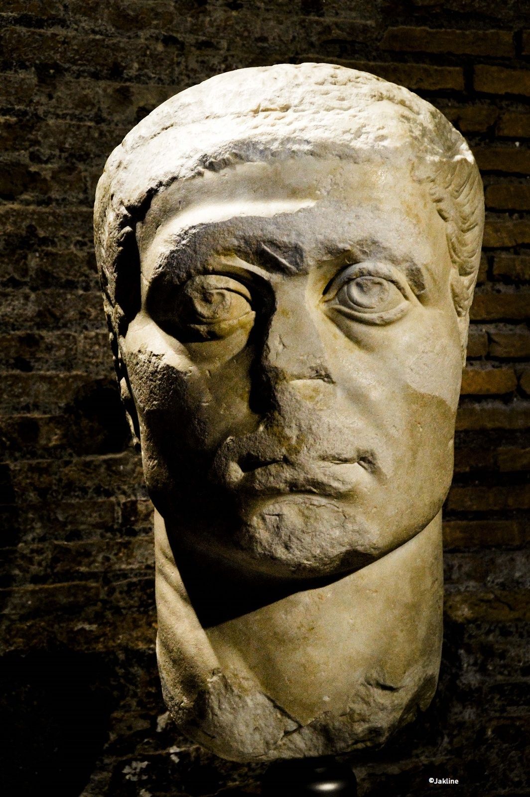 Les forums impériaux...en morceaux!