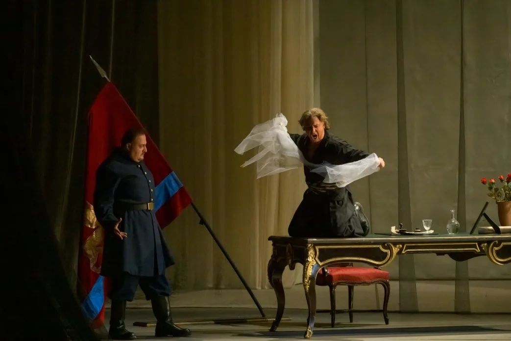 Photo © Charles Duprat / OnP Avis opéra Otello de Verdi à L'opéra Bastille - Roberto Alagna